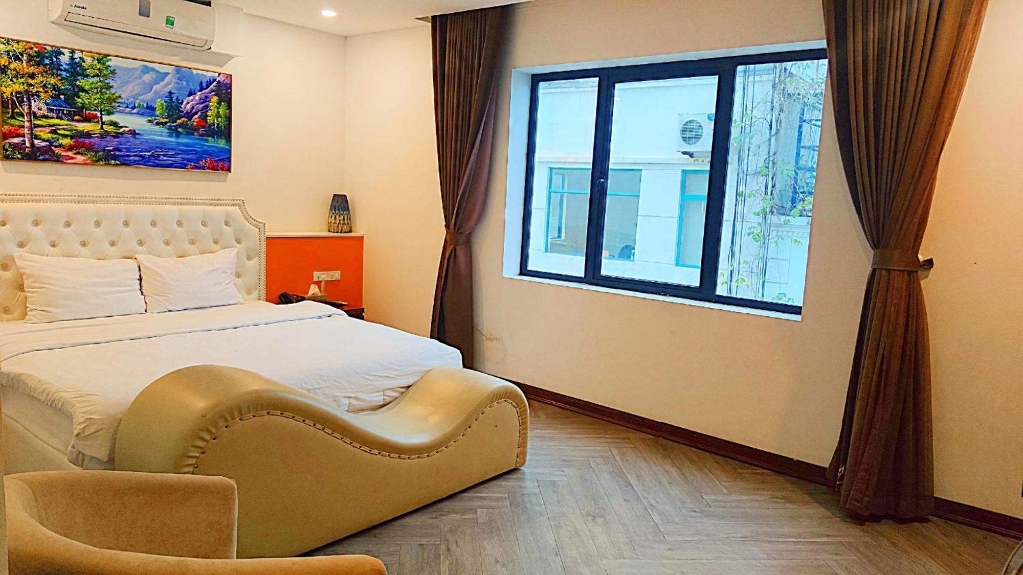 Night Hotel