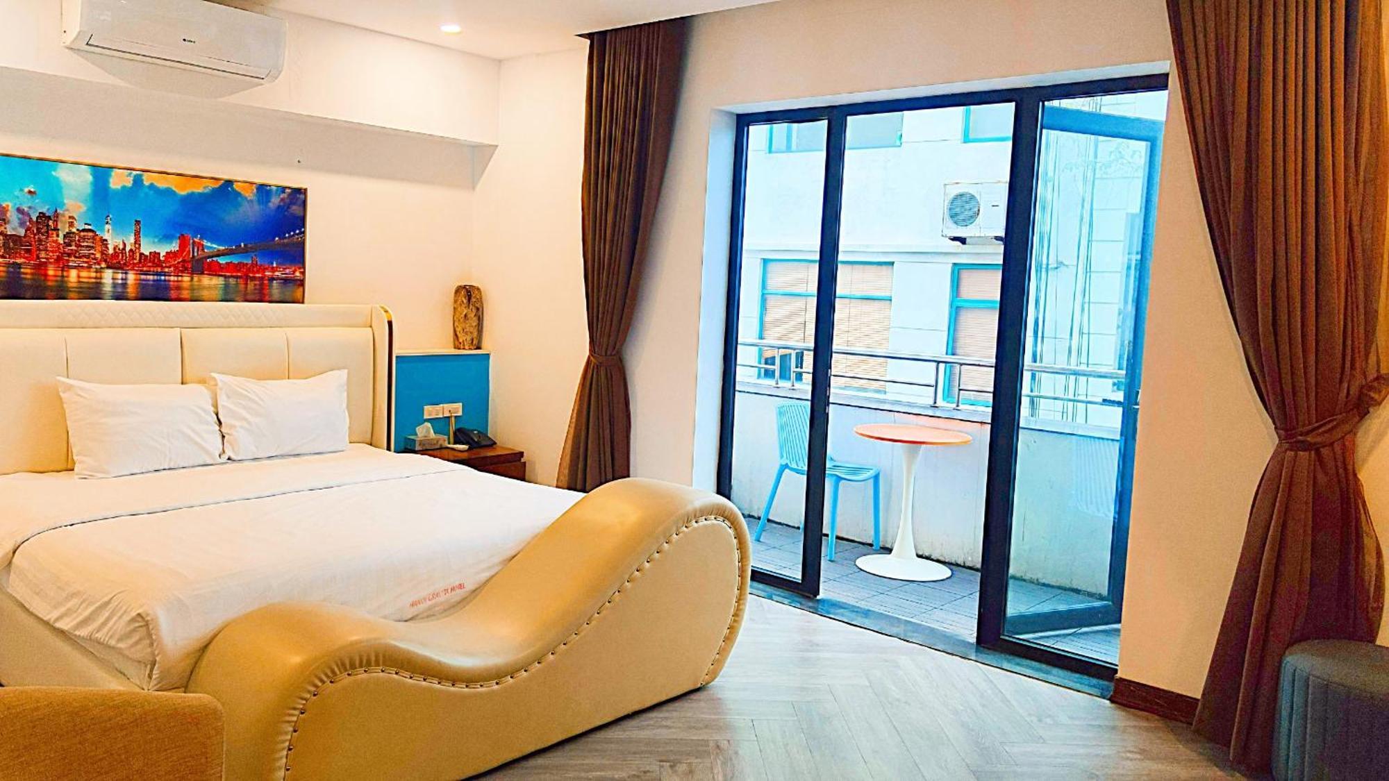 Night Hotel 3*